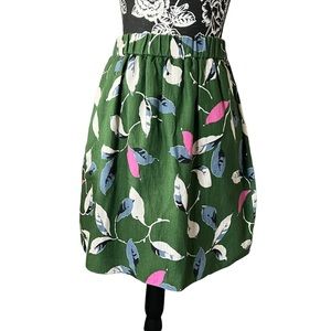 Boden Floral Skirt Green Elastic Waist Size 2 regular